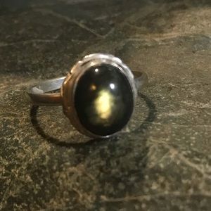 Simple labradorite ring set in tibetan silver